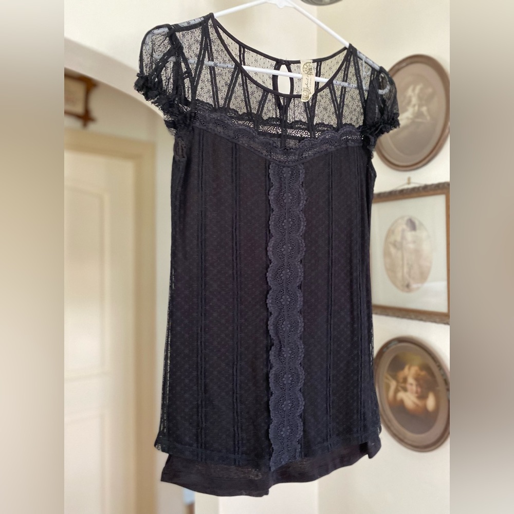 Free People size S lace blouse